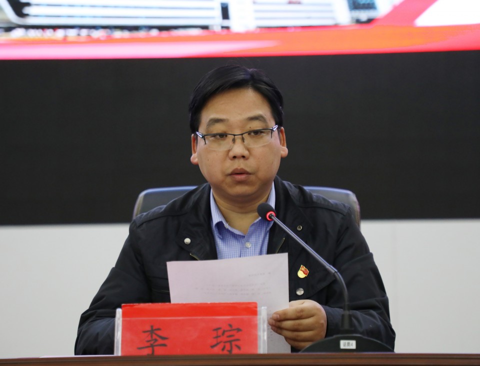 医院举行2019年度秋季学生志愿者门诊系列导诊服务启动暨表彰仪式